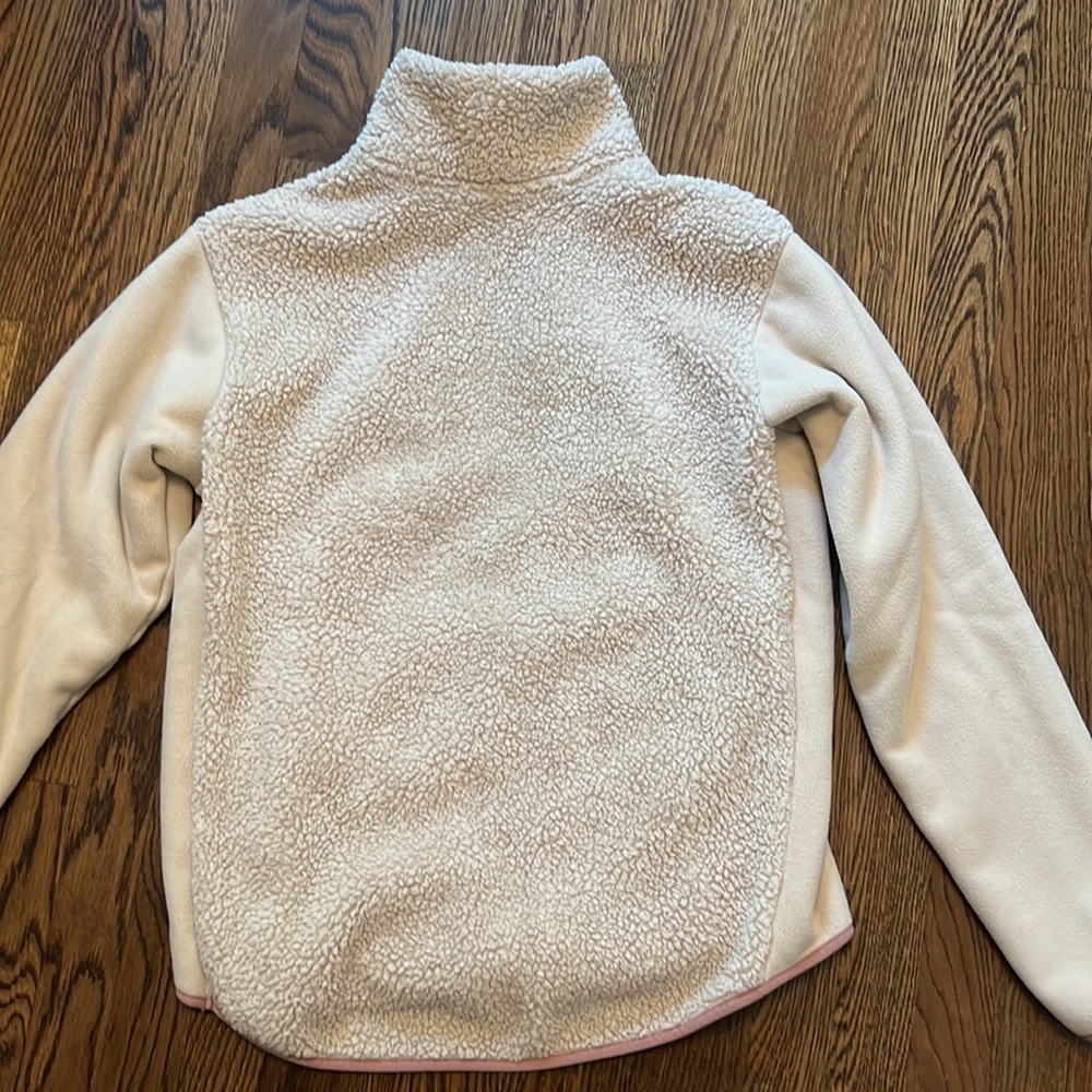 Zella Fleece and Faux Shearling 1/4-zip Pullover. Size medium - Picture 6 of 7